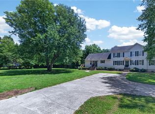 12 Holston Ln, Hampton, VA 23664