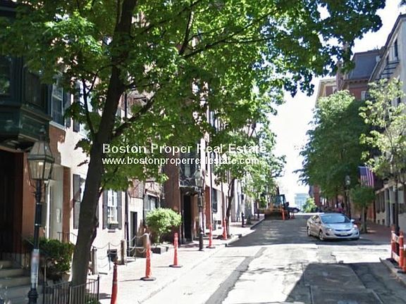 15 Joy Boston - Beacon Hill Building Photo 2 (1)