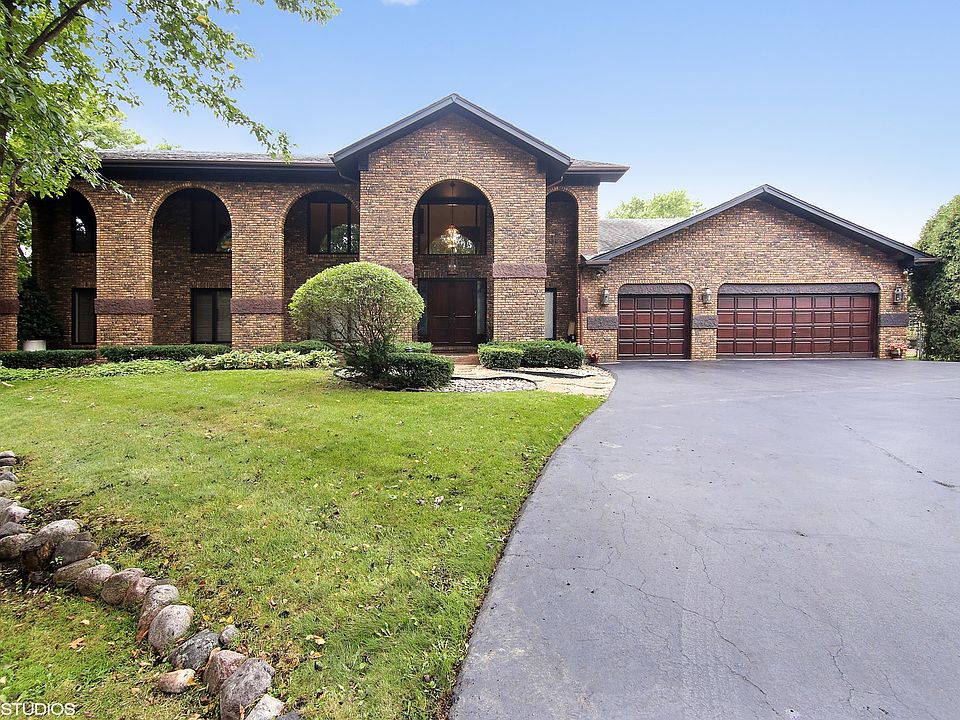 1st image of 2064 Tennyson Ln