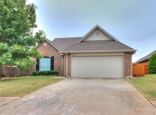 320 Coldbrook Cir, Edmond, OK 73003