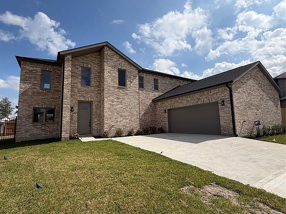 3rd image of 2507 Martinas Ct