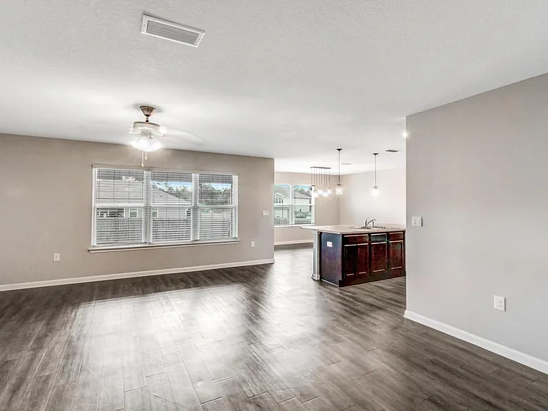 4615 Plover Dr — Photo 5