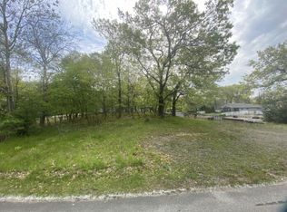 Lois Dr, Pigeon, MI 48755