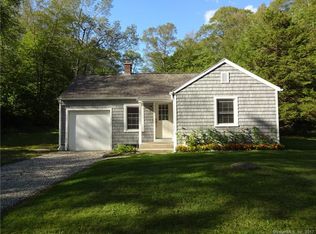 66 Whalehead Rd, Gales Ferry, CT 06335