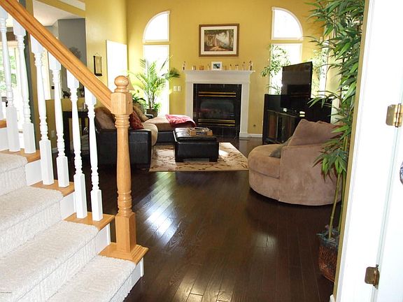 3rd image of 4285 Vineyard Ln