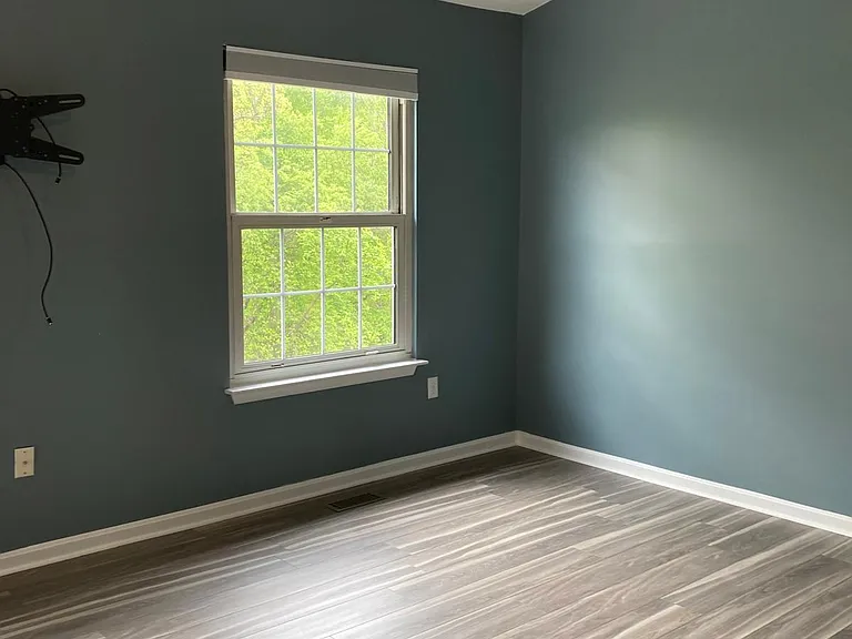 2nd floor Master bedroom