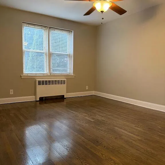 1549 Central Park Ave — Photo 3