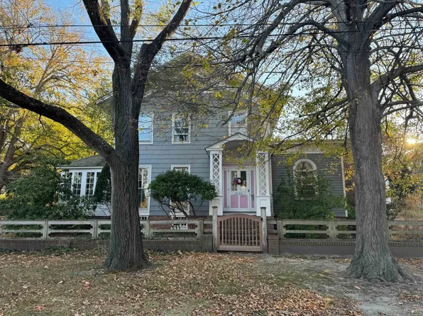 92 Bay St, Sag Harbor, NY 11963