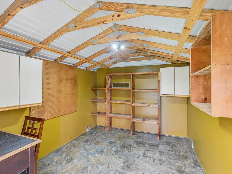 3962 Winfield Rd — Photo 22
