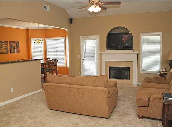 4th image of 412 Waterford Dr