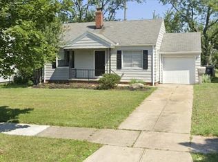 5169 Bridgewater Rd, Lyndhurst, OH 44124