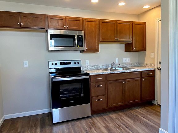 4th image of 2051 Shelby Ave