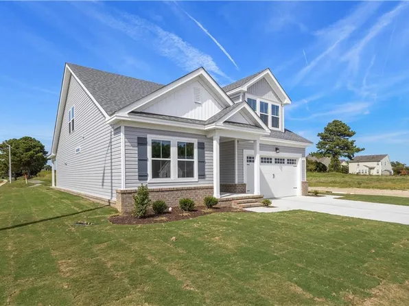 1 Apron Dr, Suffolk, VA 23434