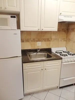 Rented by New York Residence | media 14