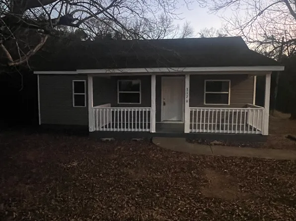3120 Iris St, Winston Salem, NC 27107