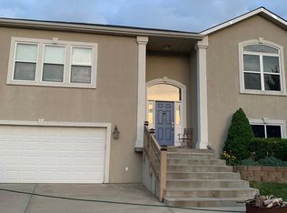 532 Holiday Ct, Lansing, KS 66043