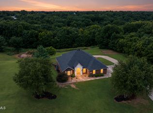 2211 Atelier Dr, Jefferson City, MO 65109