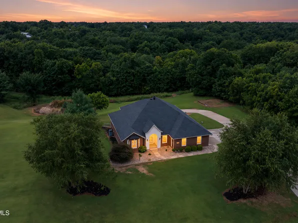 2211 Atelier Dr, Jefferson City, MO 65109