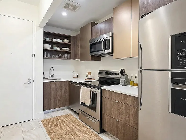212 W 133rd St #3F — Photo 1