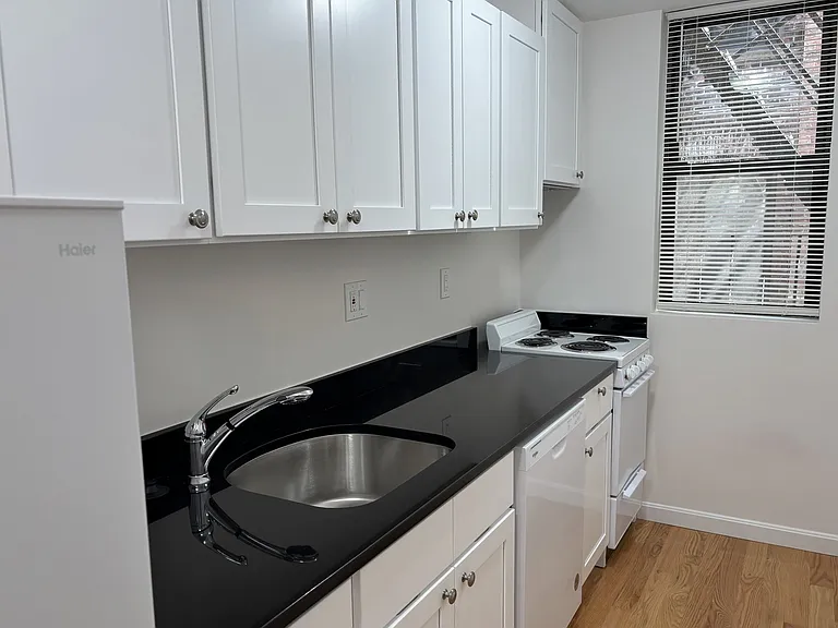 58 Westland Ave #26 — Photo 10