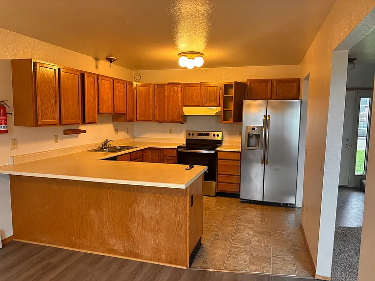 3470 Orbit Cir — Photo 2