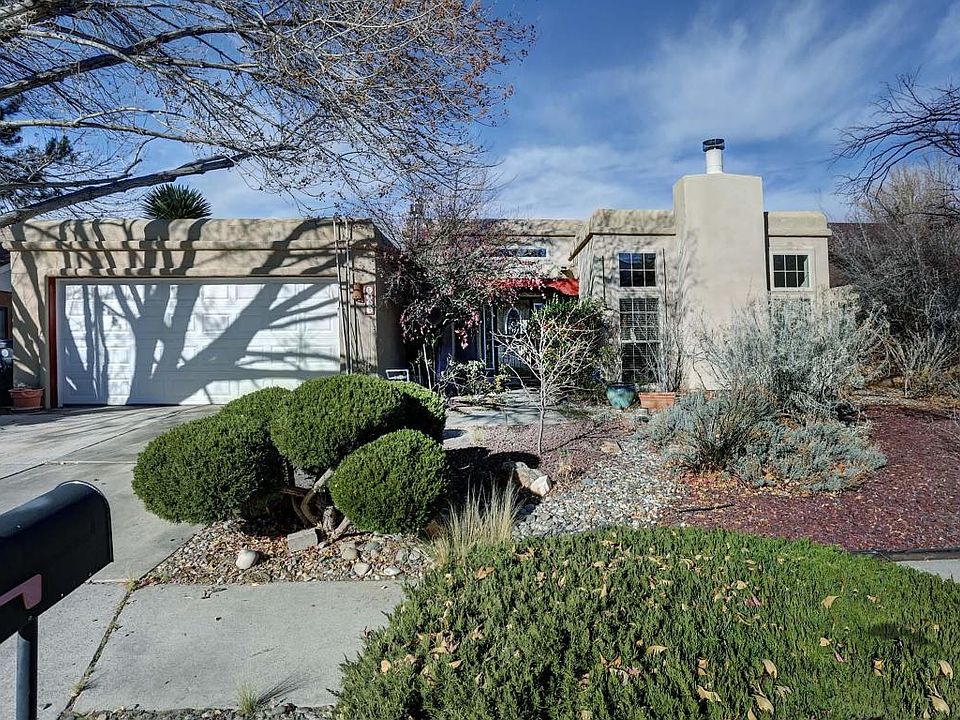 1st image of 5423 Vista Sandia NE