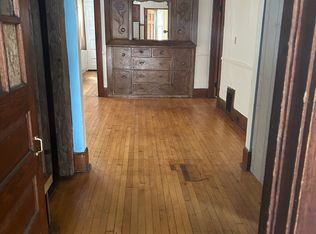 3131 N Bartlett Ave #4, Milwaukee, WI 53211