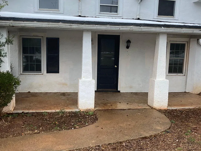 270 Grass Ct — Photo 1
