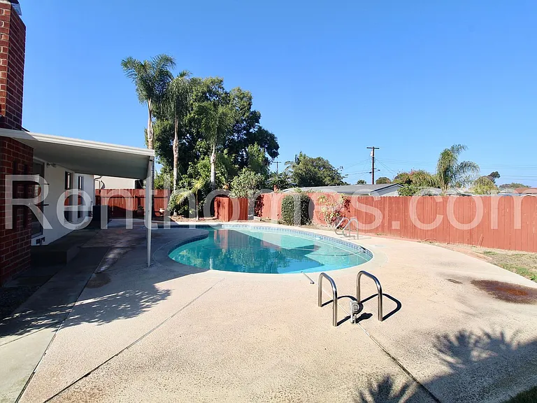2029 Goshawk St — Photo 25
