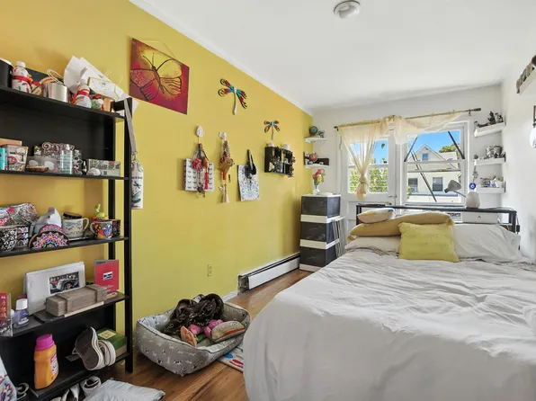 61-26 Booth Street image 19 of 35