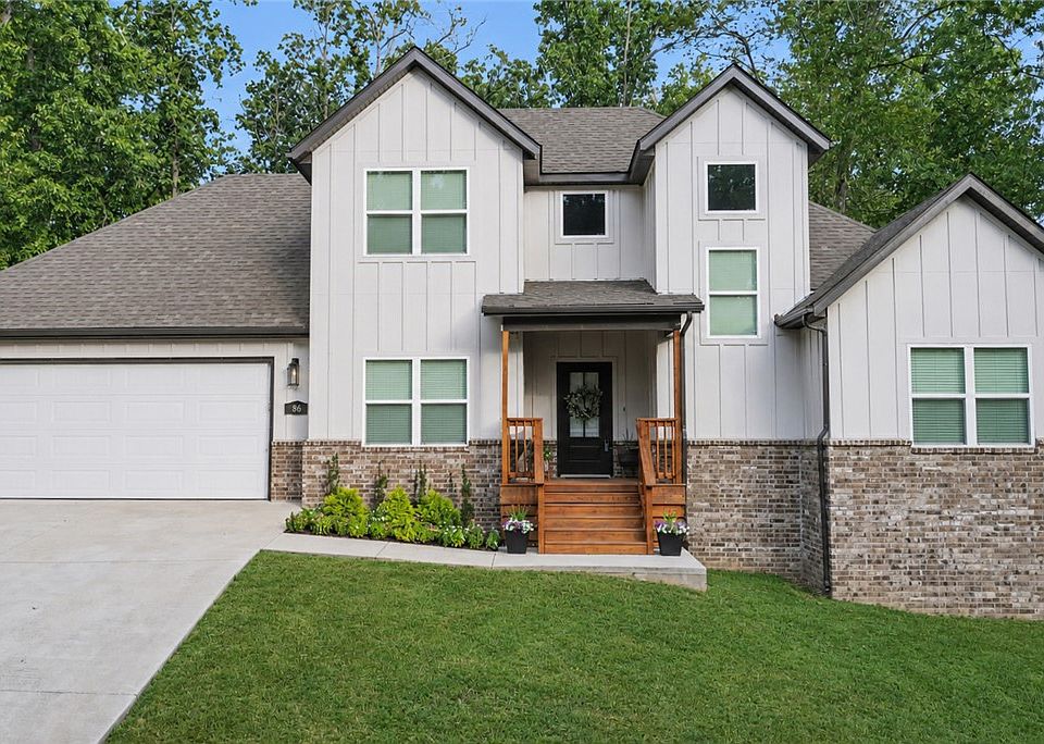 1st image of 86 Rillington Dr