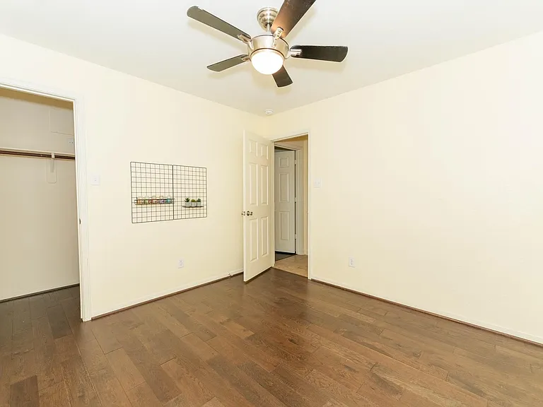 2947 Red Oak Leaf Trl — Photo 9