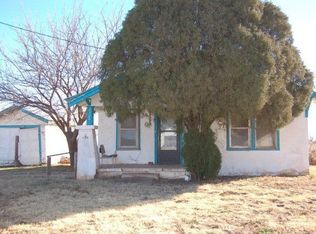 2328 N Main St, Tahoka, TX 79373
