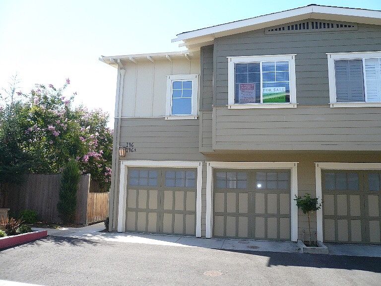 1st image of 146 Valley Oak Dr #A
