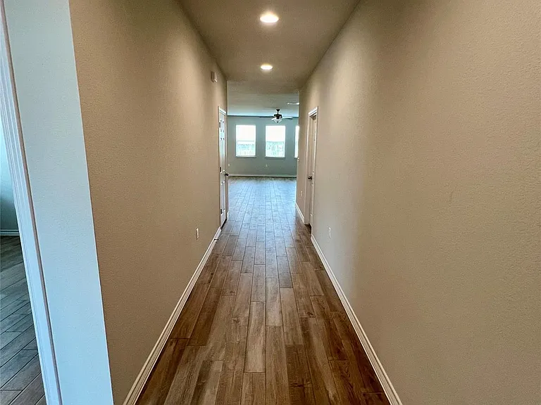11908 Saddle Rock Dr — Photo 11