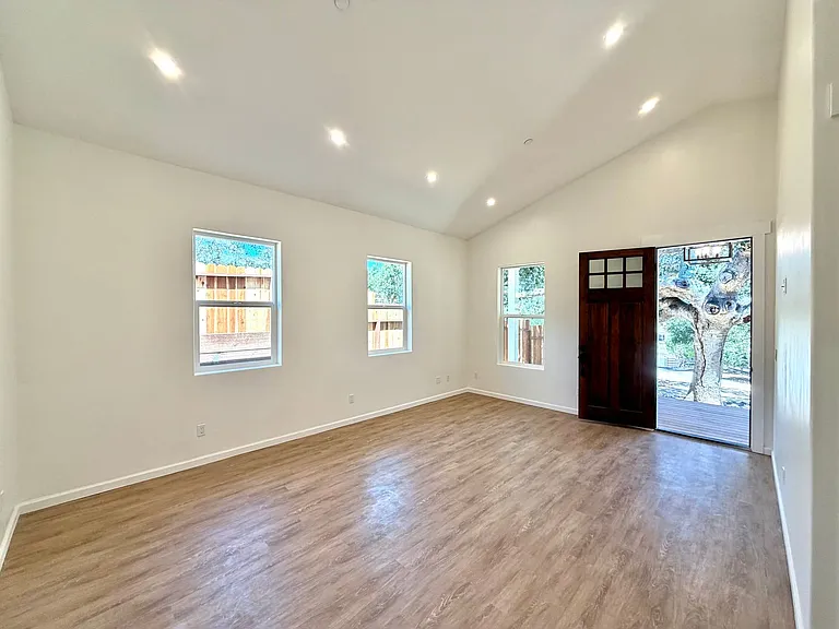 23510 Cava Cir #A — Photo 12