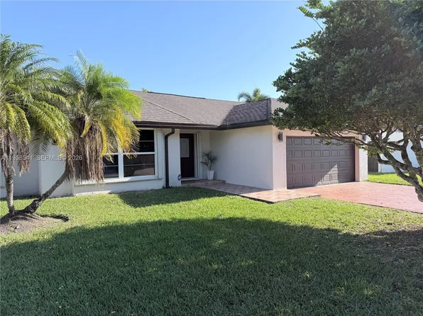 12821 SW 147th Lane Rd, Miami, FL 33186