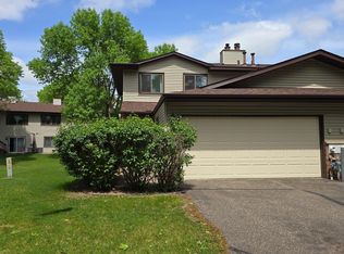 8785 Maplebrook Pkwy N, Brooklyn Park, MN 55445