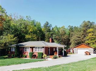 3053 Asbury Church Rd, Lincolnton, NC 28092