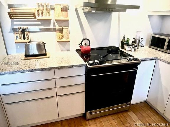 5th image of 1020 Meridian Ave APT 408
