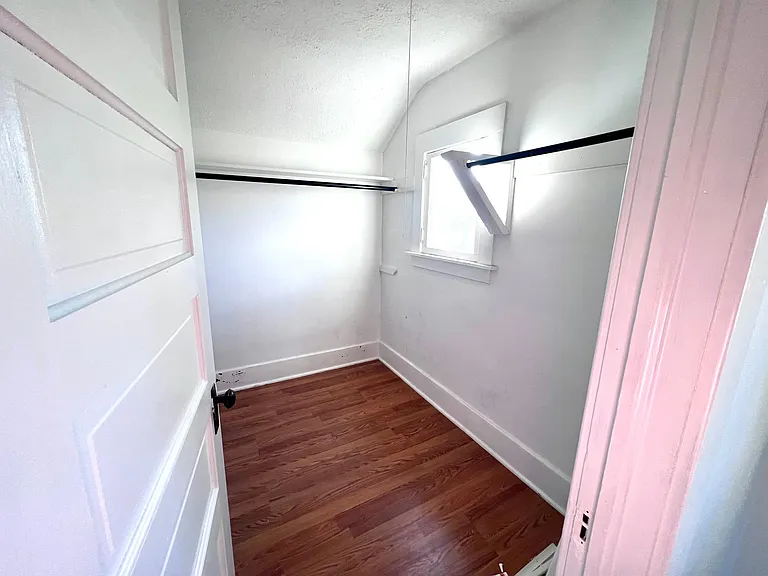 731 N Sycamore St #1/2 — Photo 9