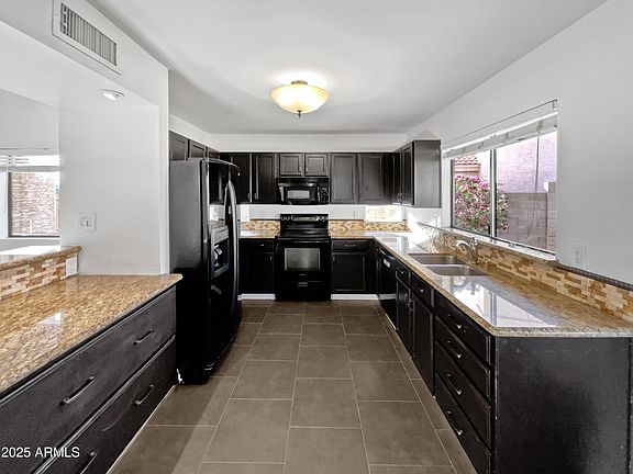 4th image of 3732 E SOUTH FORK Drive