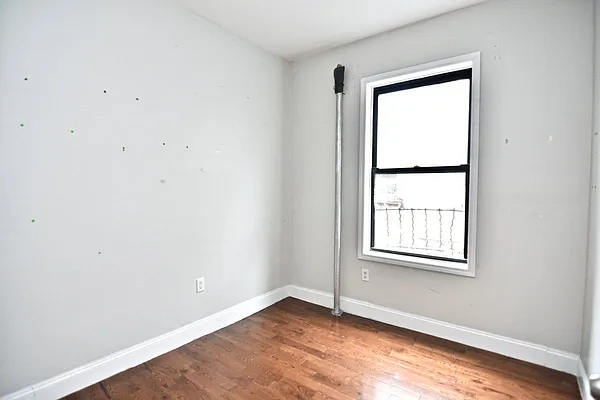 Rented by Bohemia Realty Group | media 16