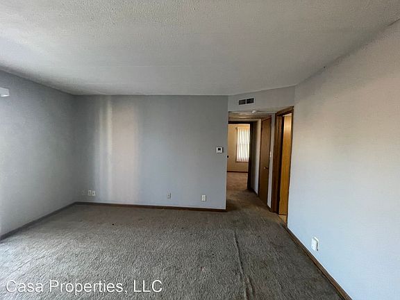 3rd image of 680 S 20th St #21