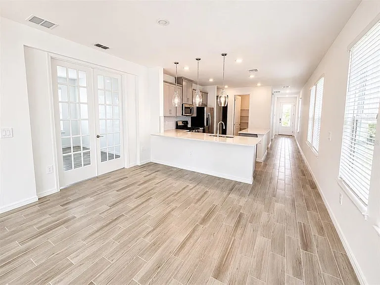 994 Teal Creek Dr — Photo 15