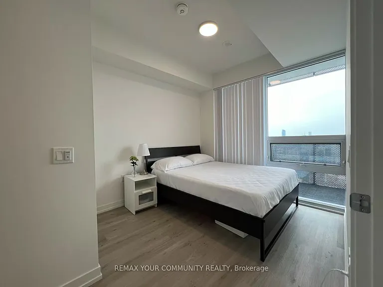 138 Downes St #7302 — Photo 22