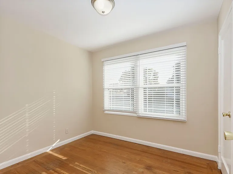 320 La Casa Ave — Photo 19