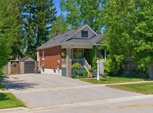 306 Courcellette Ave, Oshawa, ON L1H2E5