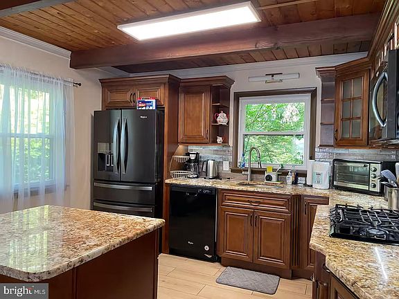 2nd image of 2044 Big Winona Rd