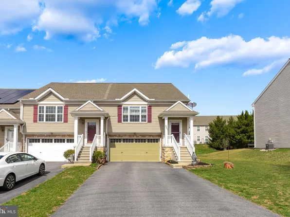 521 Fox Ridge Ln #L-0042, Lebanon, PA 17042